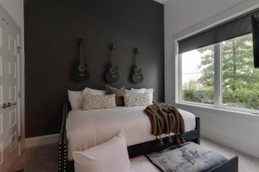 Music City Charmer! 3 Bedrooms-2 miles to Downtown